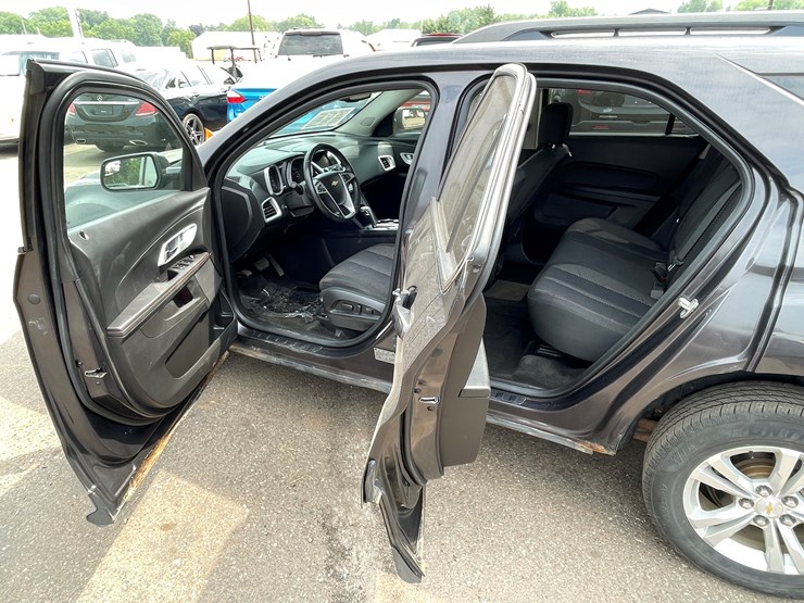 2013-chevrolet-equinox-lt-image-47