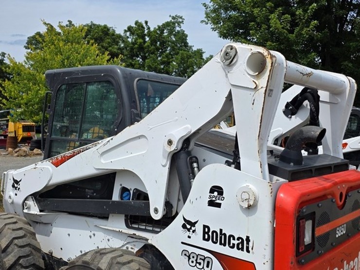 2020-bobcat-s850-image-22