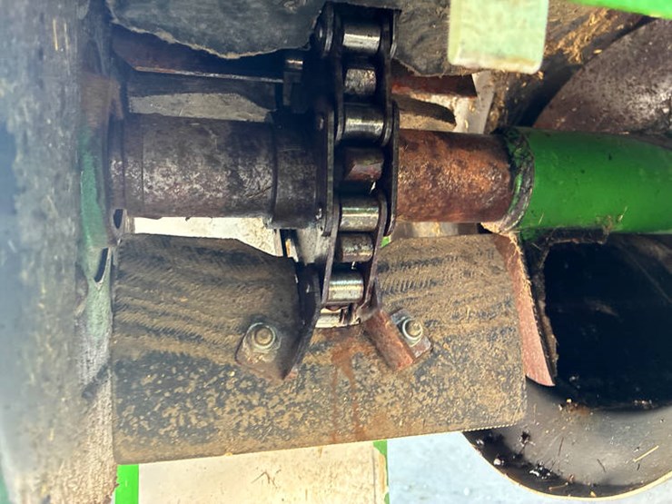 2013-john-deere-s690-image-81