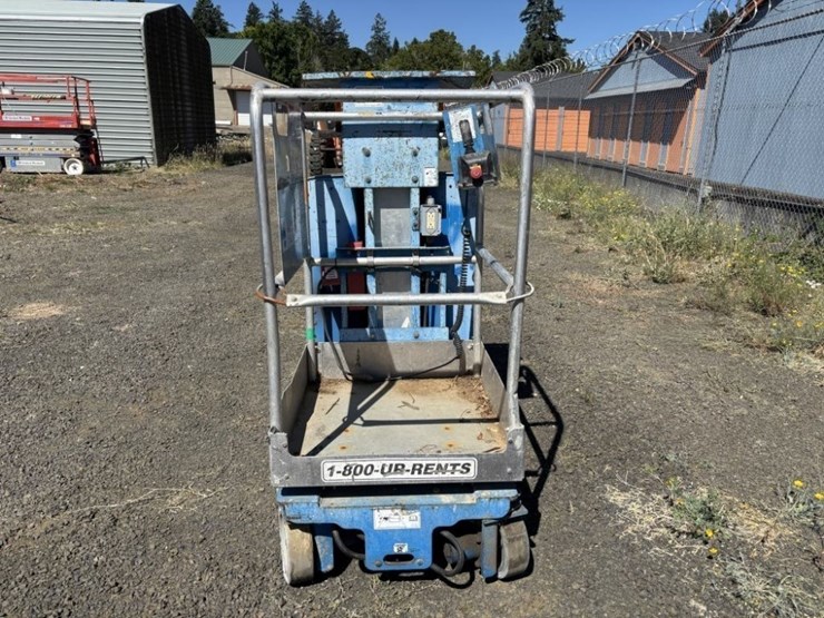 2008-genie-gr15-image-2
