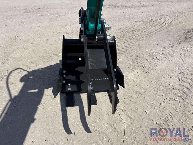 unused-2025-cfg-mh12rx-mini-excavator-image-8