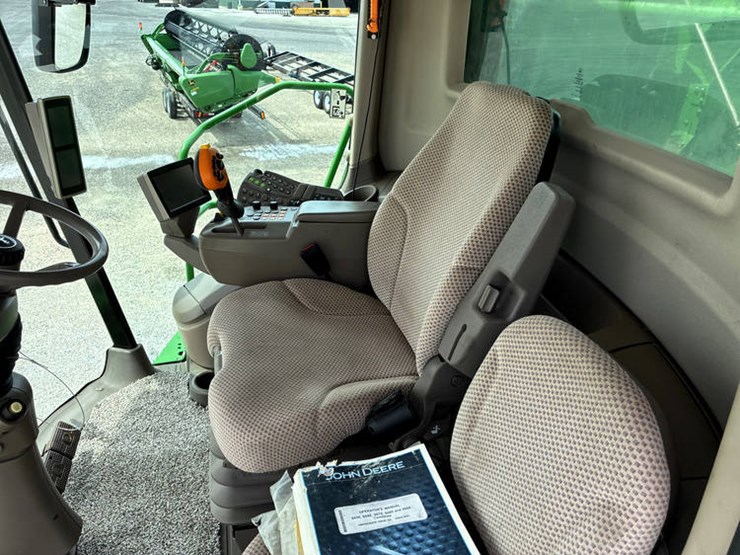 2017-john-deere-s680-image-111