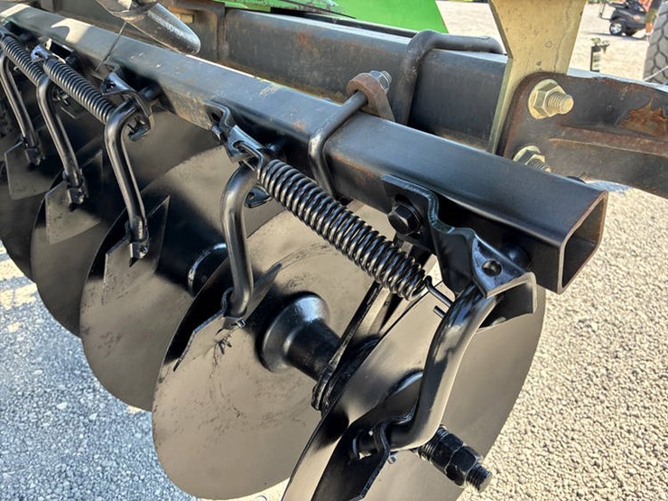 john-deere-637-image-11