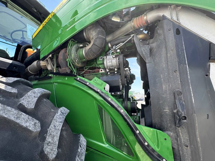 2017-john-deere-9570r-image-52