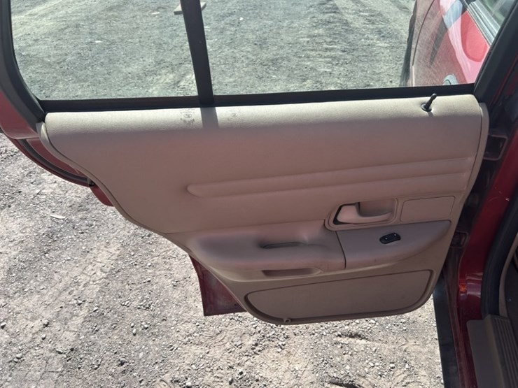 2000-ford-2000-image-24