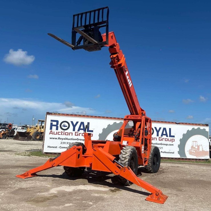 Lull Highlander 1044C-54 Series II 10,000LB 4x4 Rough Terrain Telehandler