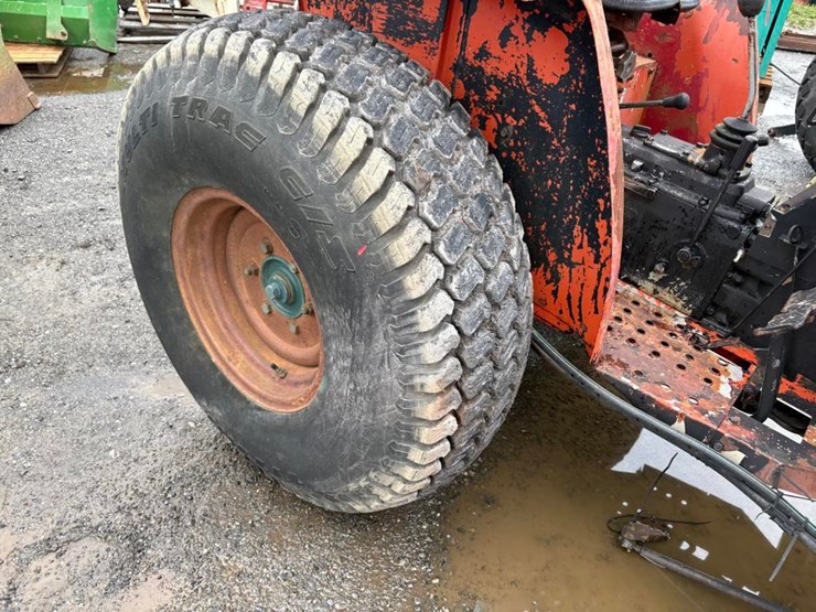 massey-ferguson-1030-image-3