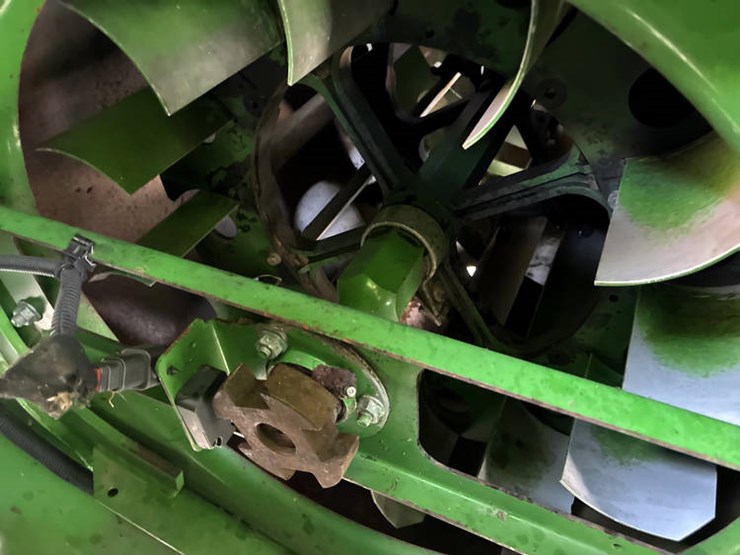 2013-john-deere-s670-image-68