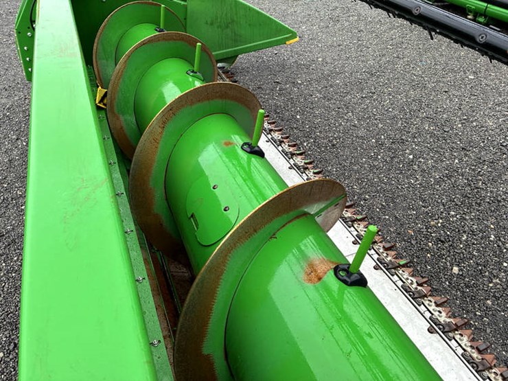 2013-john-deere-635f-image-11