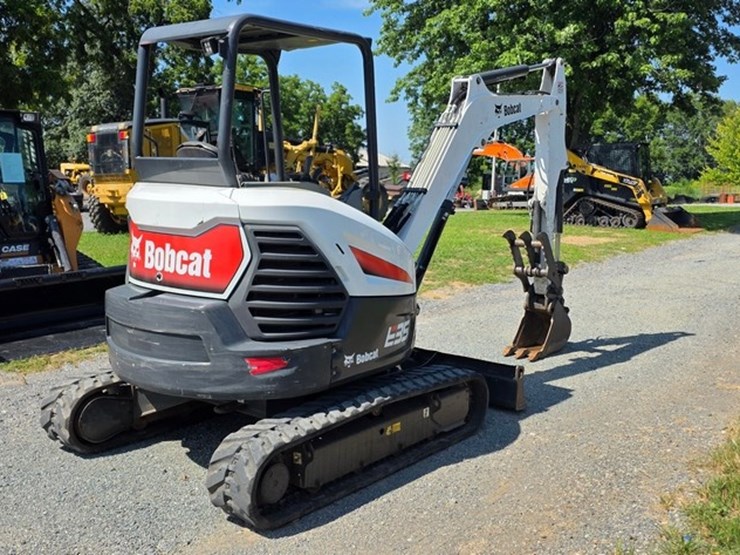 2020-bobcat-e35i-image-3