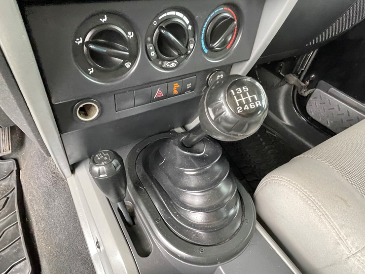 2007-jeep-wrangler-unlimited-sahara-image-64