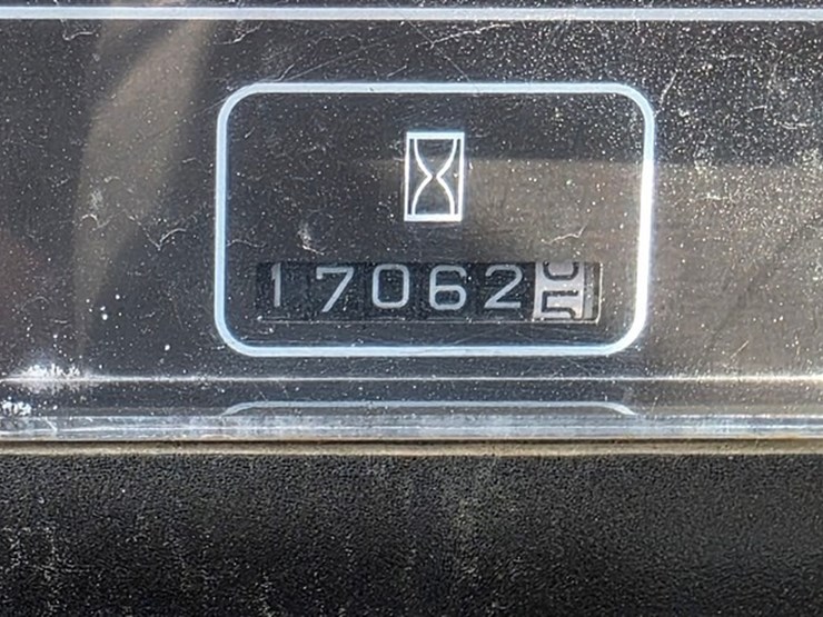2005-caterpillar-dp40kl-image-47