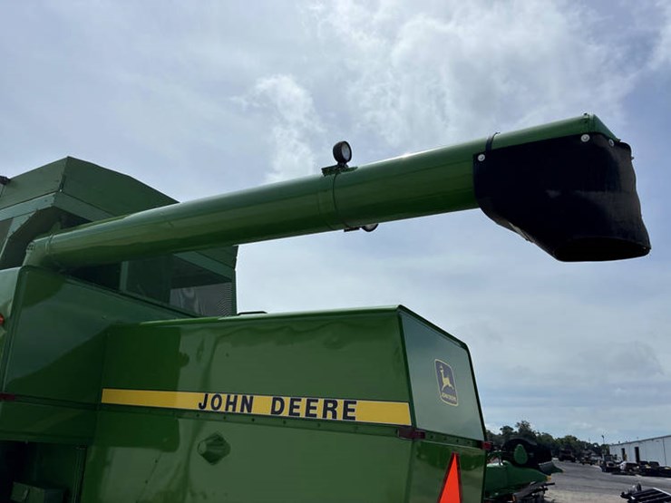 1983-john-deere-6620-image-32