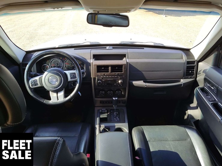 2012-jeep-liberty-image-9