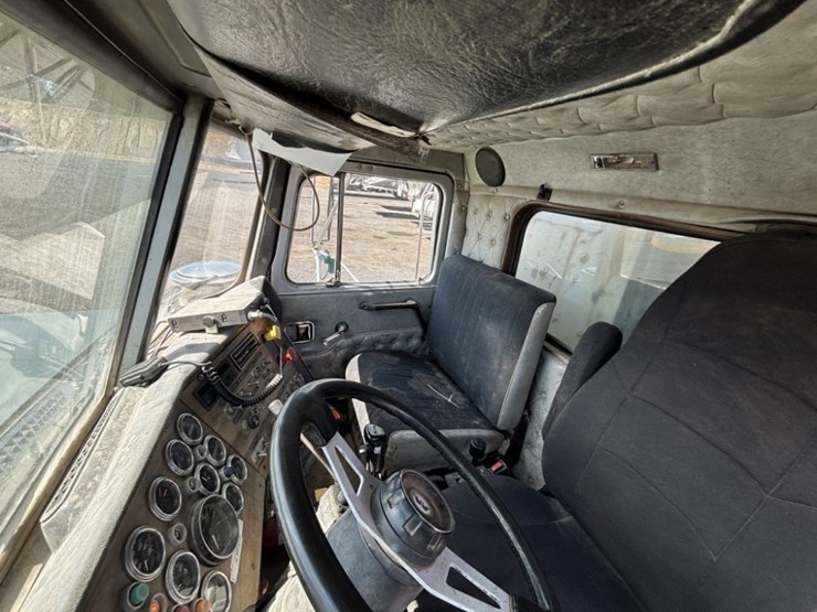 1996-western-star-4964f-image-20