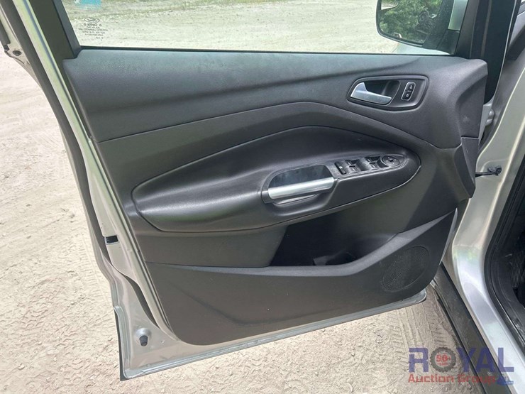 2017-ford-escape-image-7