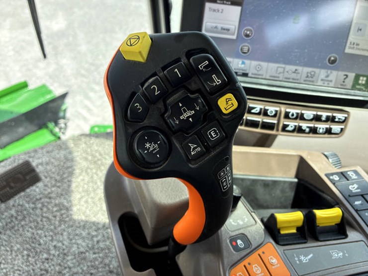 2023-john-deere-s780-image-108