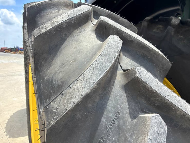 2023-john-deere-8r-340-image-63
