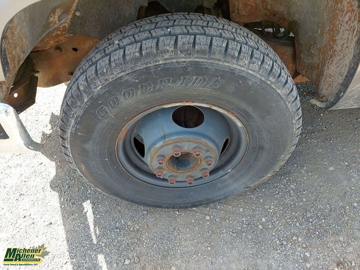 1992-chevrolet-3500-image-21
