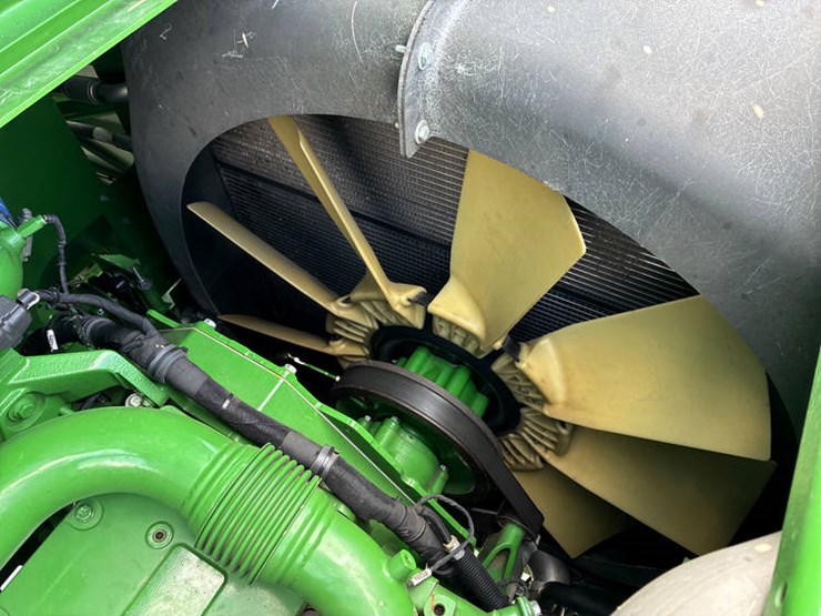 2015-john-deere-s680-image-95