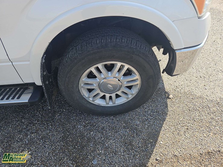 2011-ford-f150-image-23