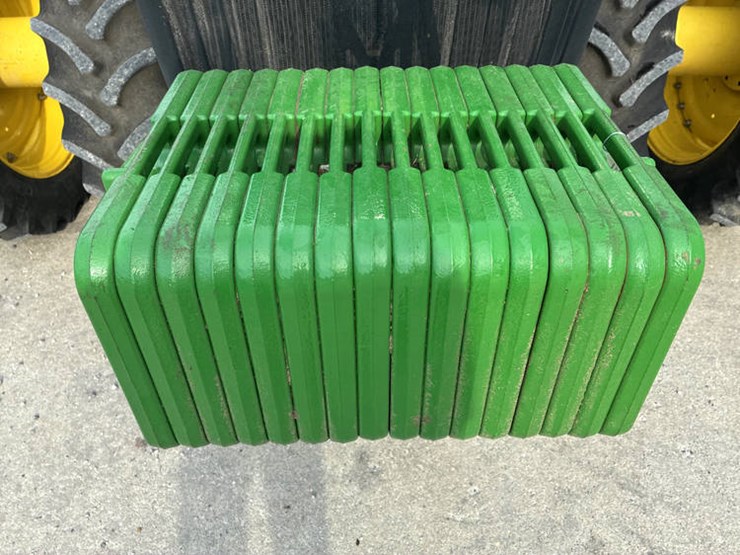 2012-john-deere-8360r-image-16