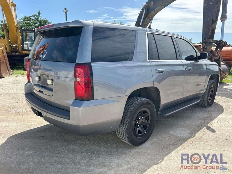 2018-chevrolet-tahoe-image-3