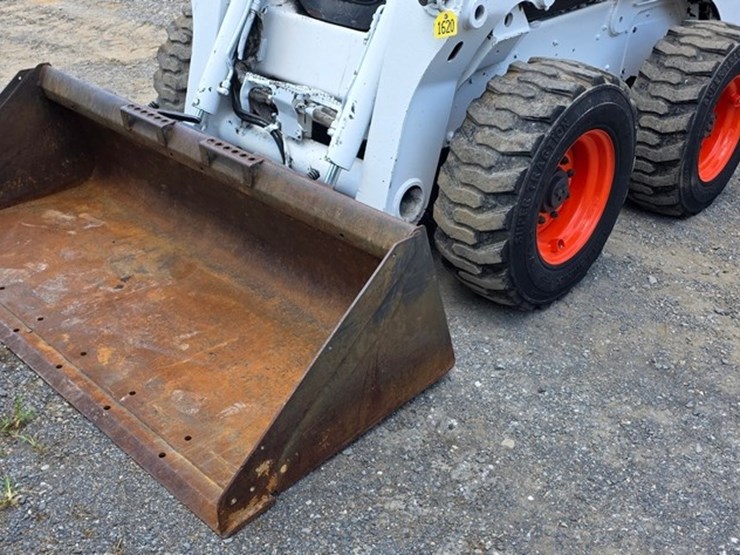 2011-bobcat-s630-image-32