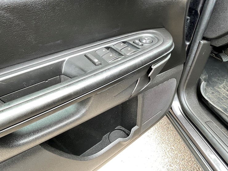 2014-chevrolet-traverse-image-52