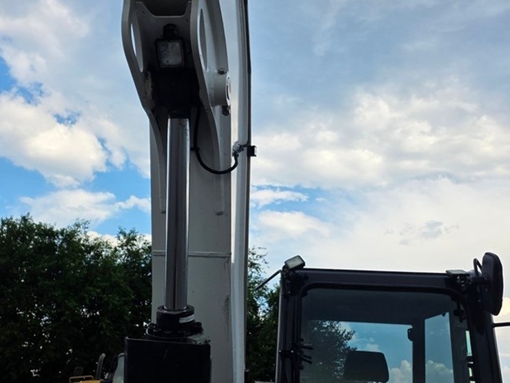 2022-bobcat-e88-image-41