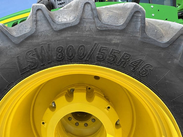 2017-john-deere-9570r-image-4