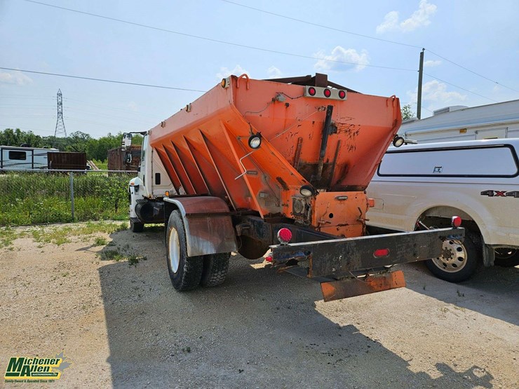 2006-international-durastar-4400-image-5