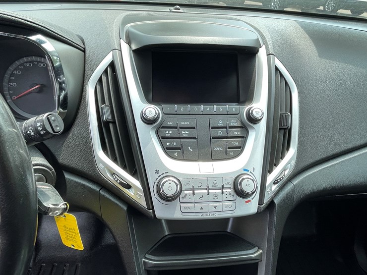2016-gmc-terrain-sle-image-49