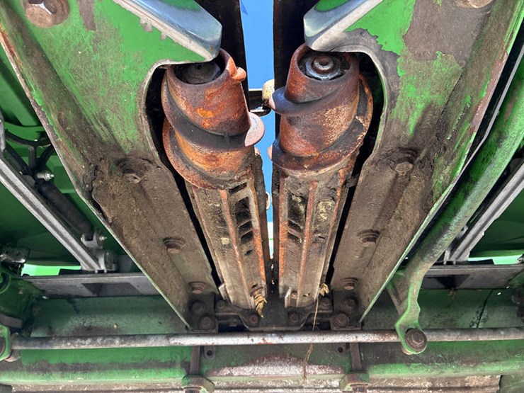 2013-john-deere-612c-image-46