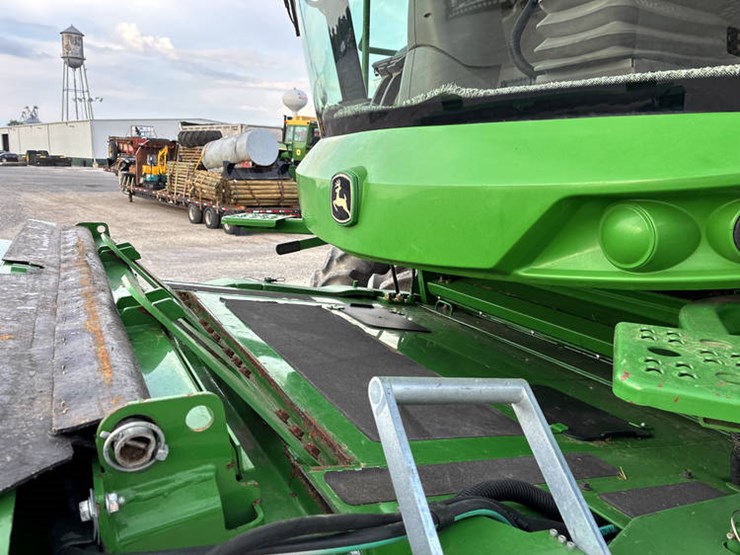2015-john-deere-s680-image-16