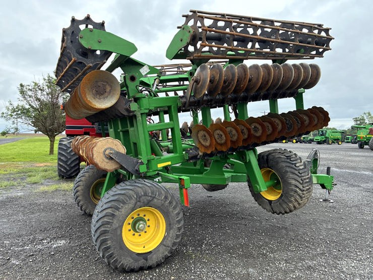 2020-john-deere-2680h-image-6