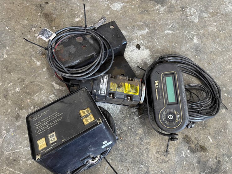 john-deere-7000-image-60