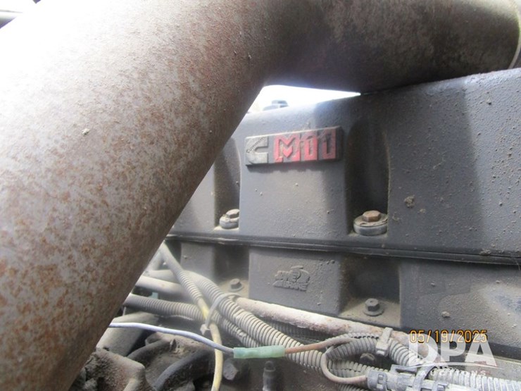 1996-cummins-m11-image-15