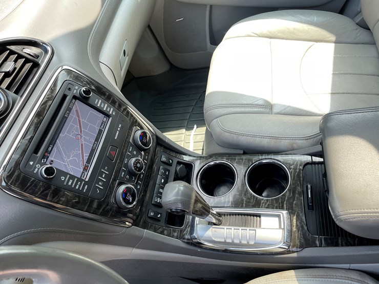 2013-buick-enclave-image-59