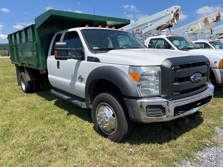 2014-ford-f550-image-3