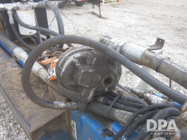 2010-kinze-3660-image-11