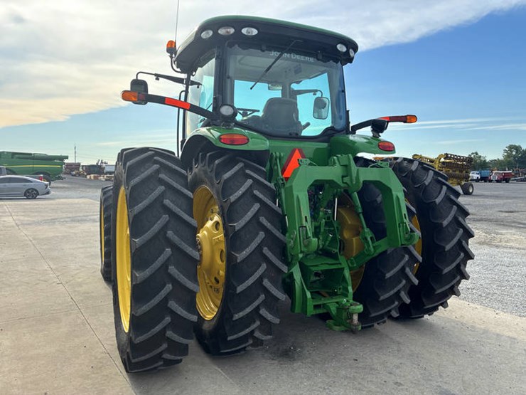 2012-john-deere-8360r-image-9