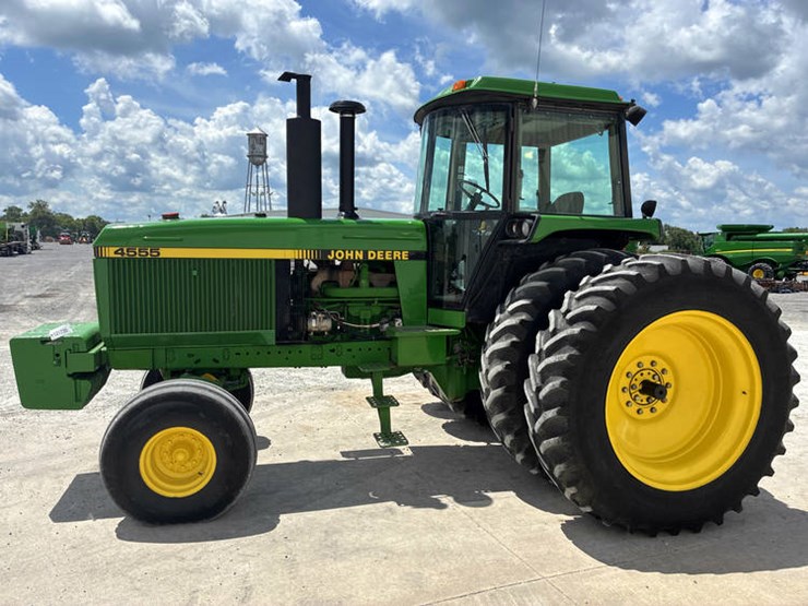 1990-john-deere-4555-image-11