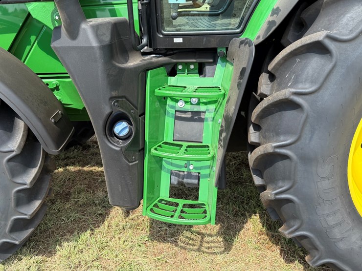 2024-john-deere-6155r-image-13