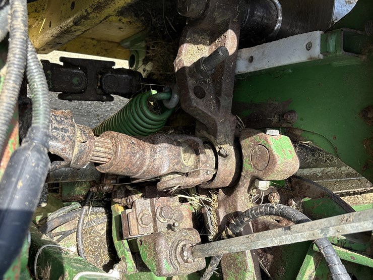2001-john-deere-6950-image-15