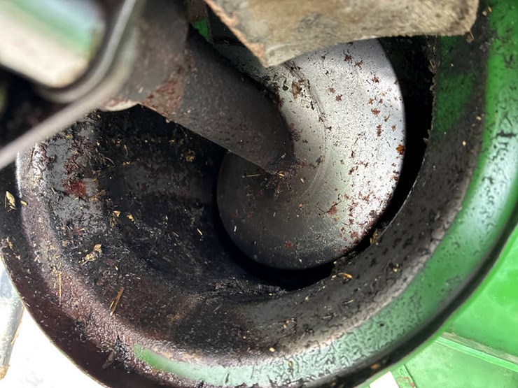 2015-john-deere-s680-image-94