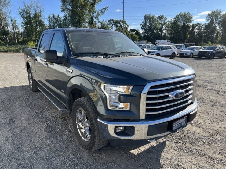 2015-ford-f150-xlt-image-2