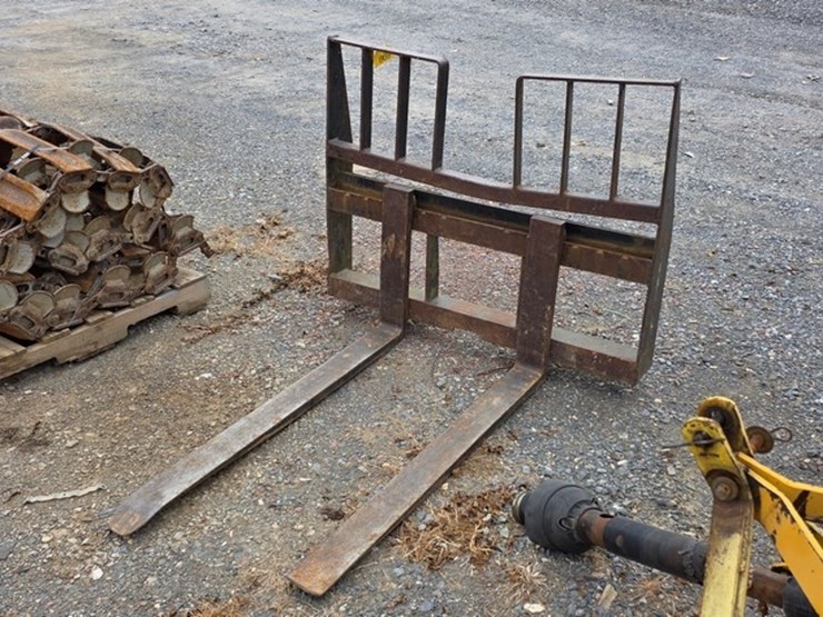 skidloader-forks-image-3