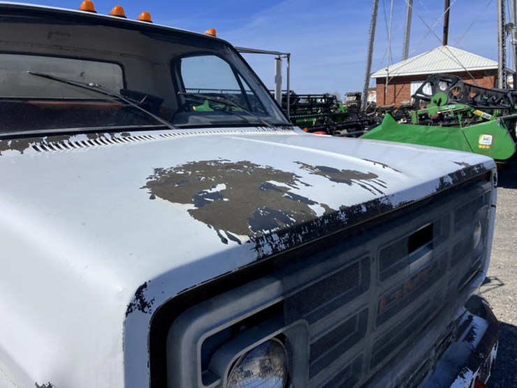#111477-•-1988-gmc-lime-truck-#v532251-image-8