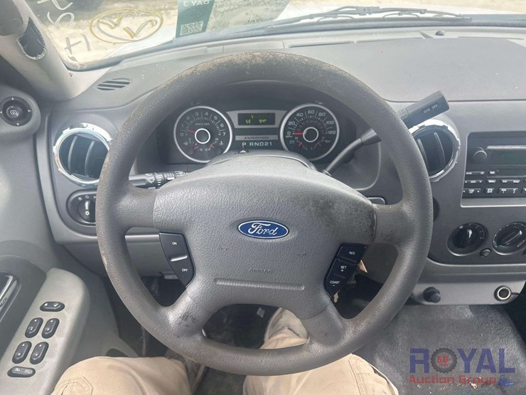 2006-ford-expedition-image-10
